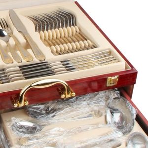 Flatware set